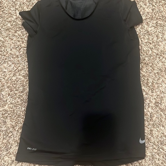 Nike Dri-Fit Womens top - Picture 1 of 3